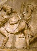 Амазономахия. Фрагмент рельефного фриза восточной стороны Галикарнасского мавзолея. Ок. середины IV в. до н. э.
